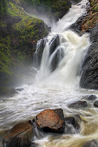 Lower Middle Fork Tuolumne River Falls pictures; Click to view more information Lower Middle Fork Tuolumne River Falls pictures; Click to view more information